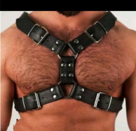 A wide belt and chest belt